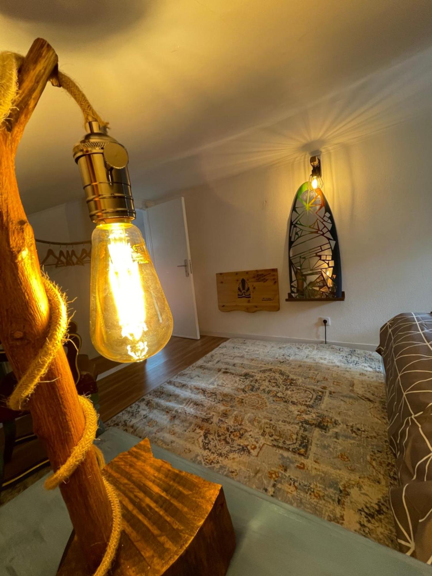 Lisbon Soul Surf Camp Hostel Cascais Exterior photo